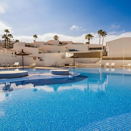 Aqua Garden - Spacious 3-bedroom With Terrace, Bbq&pool Access In Costa Adeje (Tenerife)