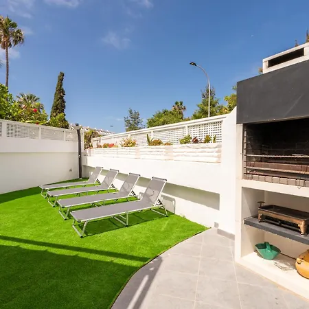 Vila Aqua Garden - Spacious 3-bedroom With Terrace, Bbq & Pool Access In *