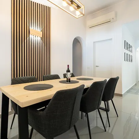 Aqua Garden - Spacious 3-bedroom With Terrace, Bbq & Pool Access In Vila Costa Adeje (Tenerife)