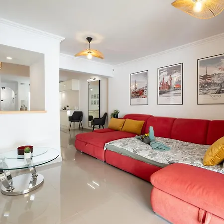 Aqua Garden - Spacious 3-bedroom With Terrace, Bbq & Pool Access In Vila *