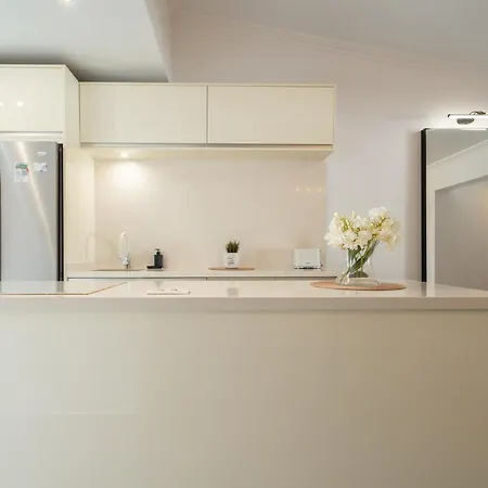 Aqua Garden - Spacious 3-bedroom With Terrace, Bbq & Pool Access In *