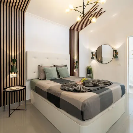 Aqua Garden - Spacious 3-bedroom With Terrace, Bbq&pool Access In * Costa Adeje (Tenerife)