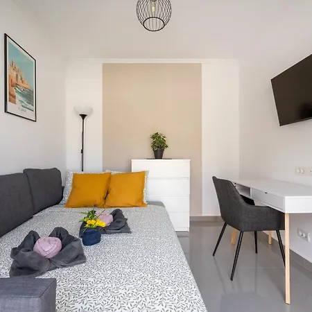 Vila Aqua Garden - Spacious 3-bedroom With Terrace, Bbq & Pool Access In *
