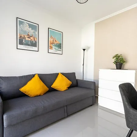 Aqua Garden - Spacious 3-bedroom With Terrace, Bbq & Pool Access In Vila Costa Adeje (Tenerife)